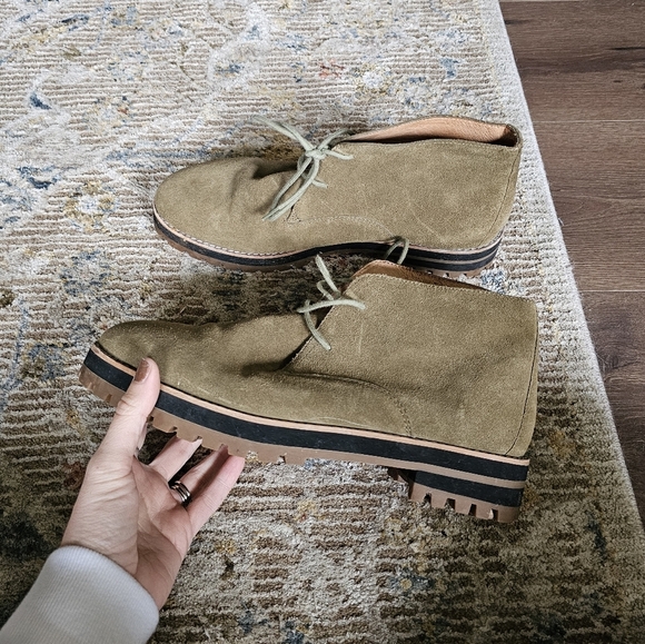 Madewell Wren Suede Boots Golden Spinach - Picture 3 of 12
